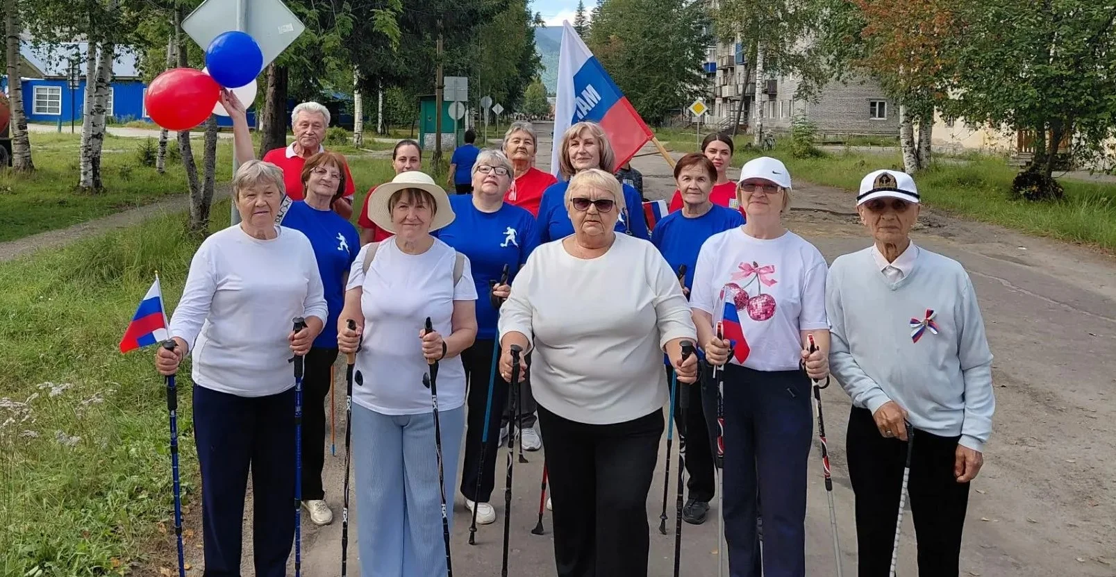 Скандинавская ходьба в день Государственного флага